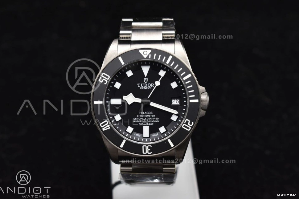 1:1 525 Best Edition SportInspired ZF V A2824 Pelagos Titanium Bracelet On Black 0321